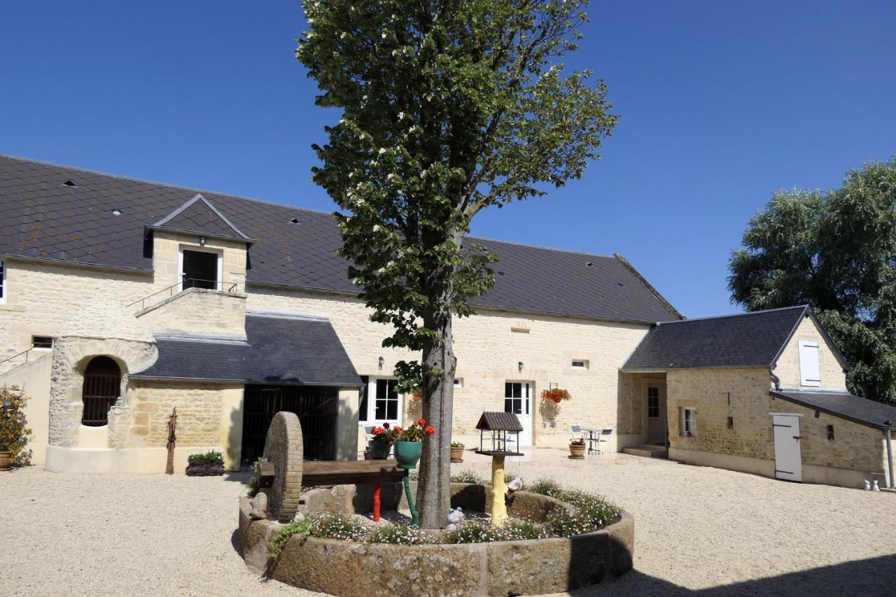 Les Perelles Bed & Breakfast Saint-Vigor-le-Grand Екстериор снимка