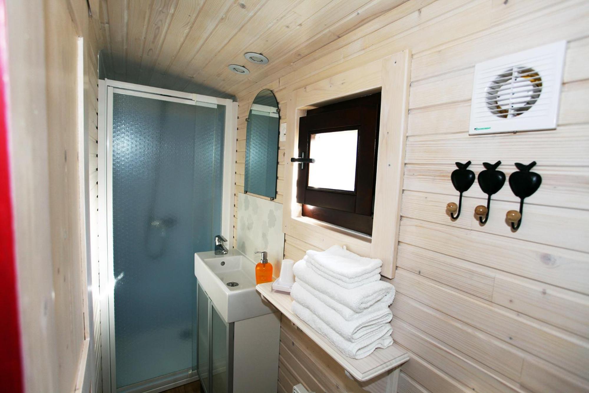 Les Perelles Bed & Breakfast Saint-Vigor-le-Grand Стая снимка